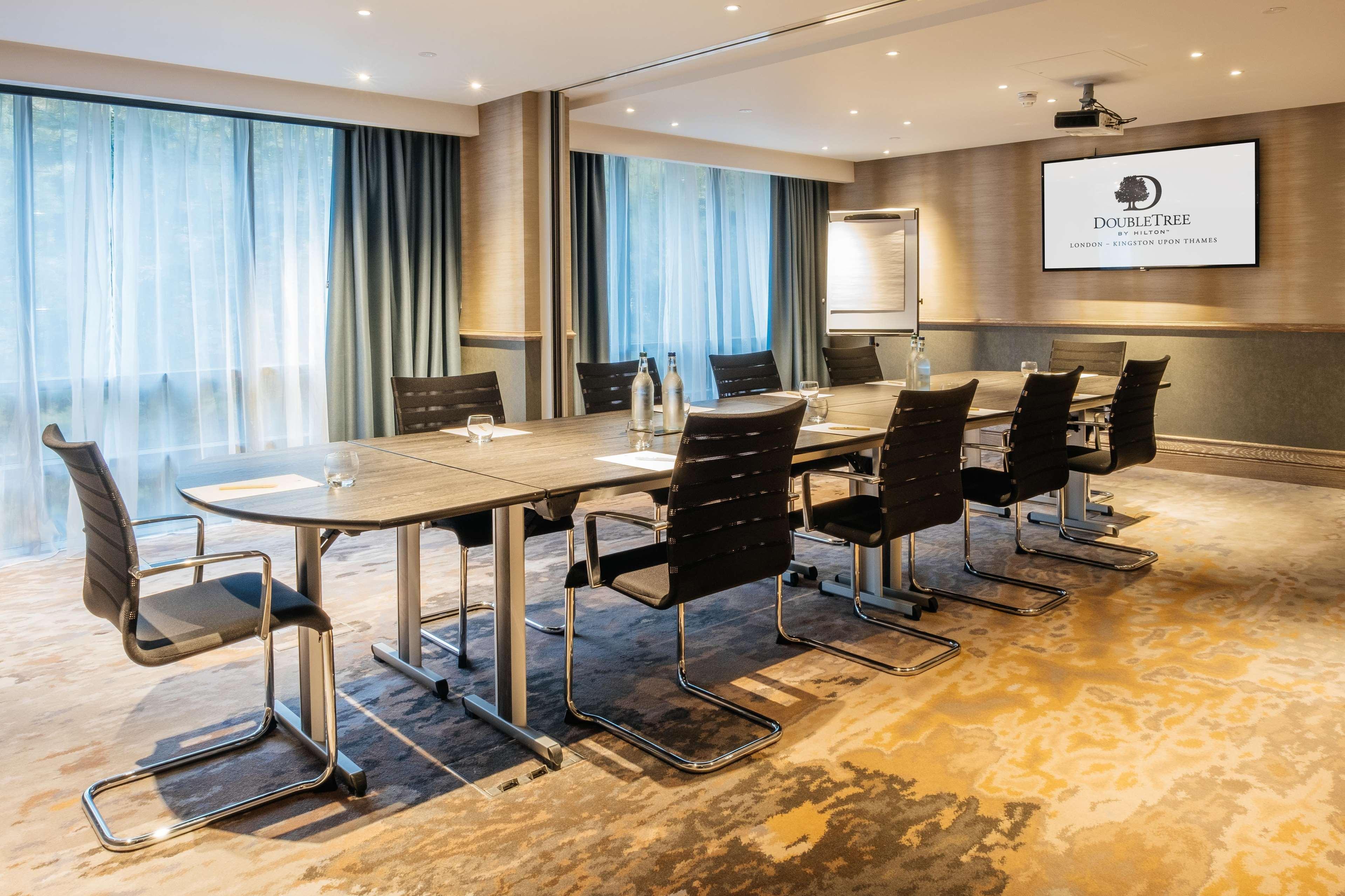 Doubletree By Hilton London Kingston Upon Thames Hotel Kingston upon Thames  Kültér fotó