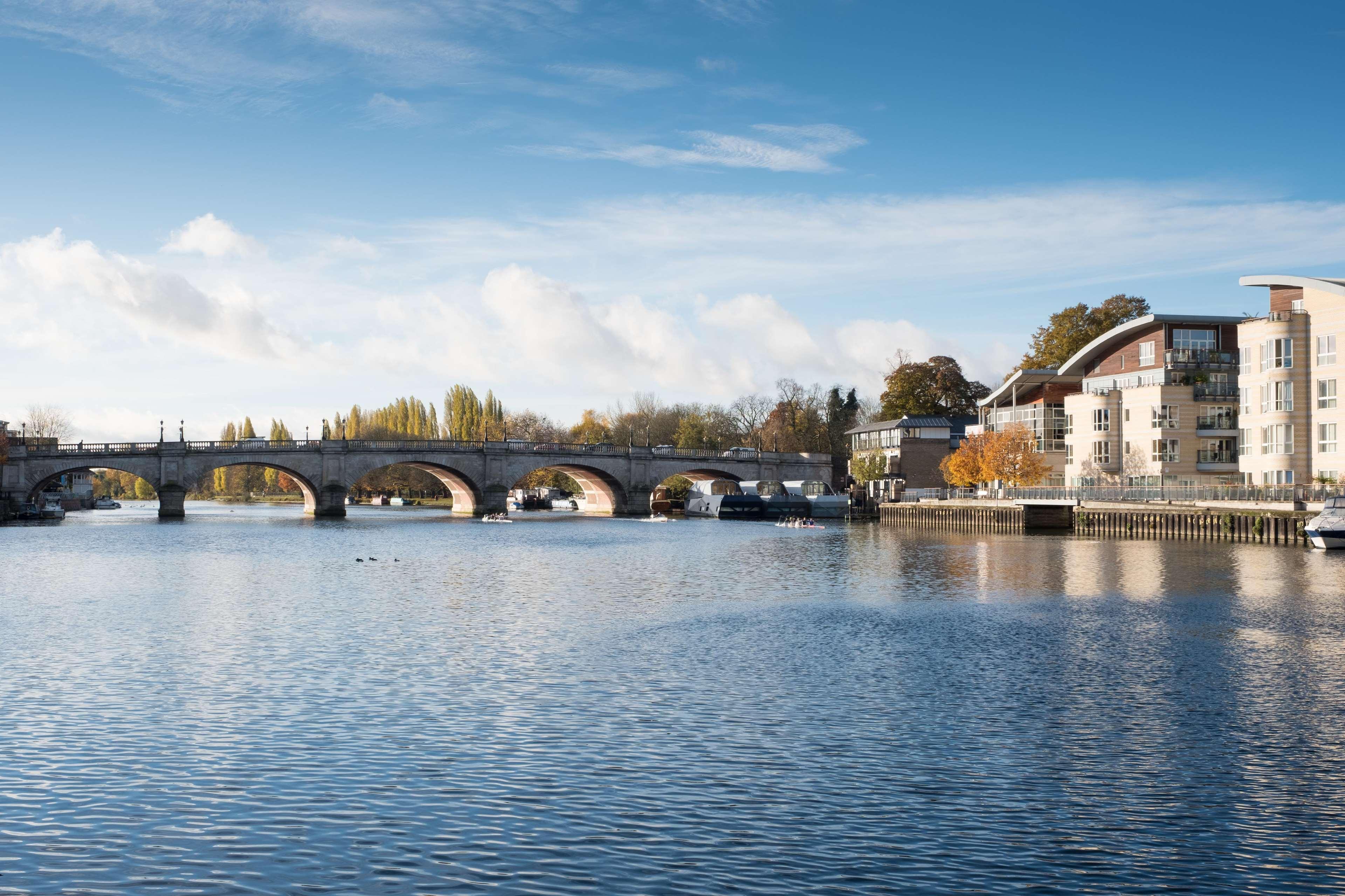 Doubletree By Hilton London Kingston Upon Thames Hotel Kingston upon Thames  Kültér fotó