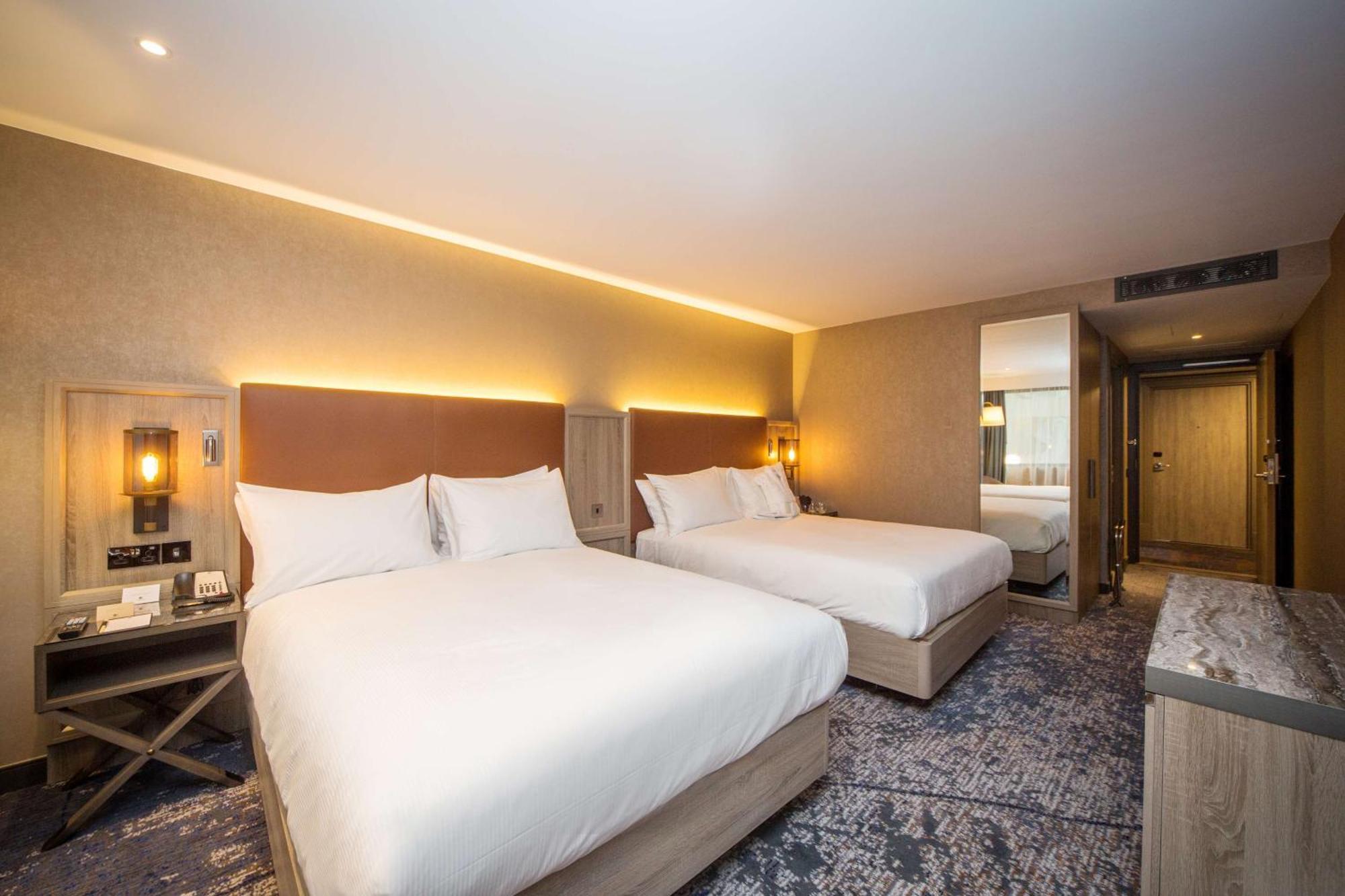 Doubletree By Hilton London Kingston Upon Thames Hotel Kingston upon Thames  Kültér fotó
