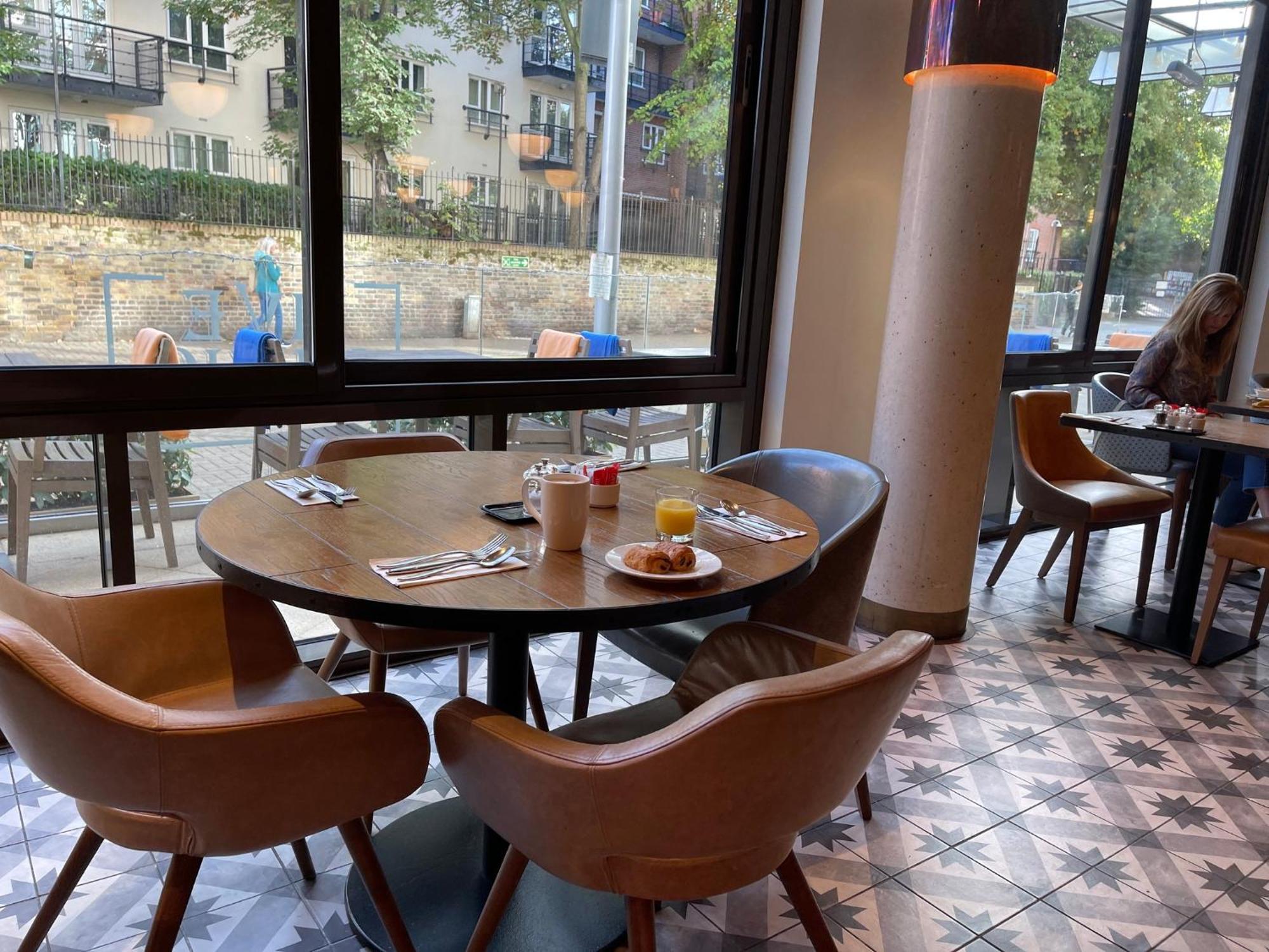 Doubletree By Hilton London Kingston Upon Thames Hotel Kingston upon Thames  Kültér fotó